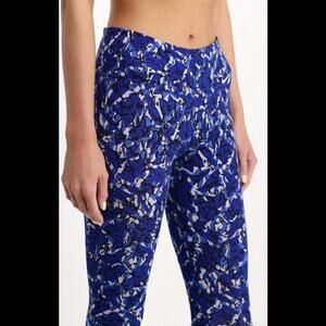 Nike Legend Dri-fit‎ Tight Fit Capri Training Tights Size M